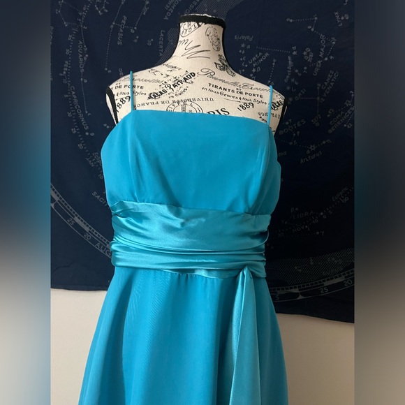 CHICA Turquoise Satin Cocktail Dress – XL - Picture 3 of 7